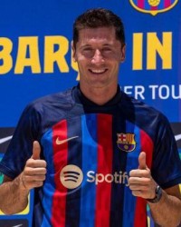 AG真人登录入口-莱万谈转会风波：拜仁想引起冲突 这里有很多谎言