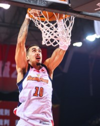 AG真人平台-破案！奎因一打东北球队就特别来劲的原因找到，媒体人说出实情